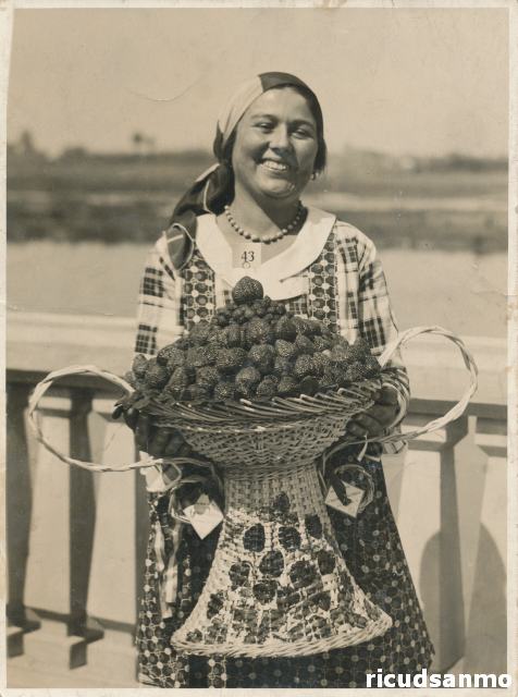 1933, Prima Gran Mostra della fragola, la nonna di Enrico Mottura